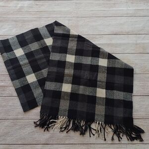 AMERICAN EAGLE BUFFALO CHECKED SCARF
